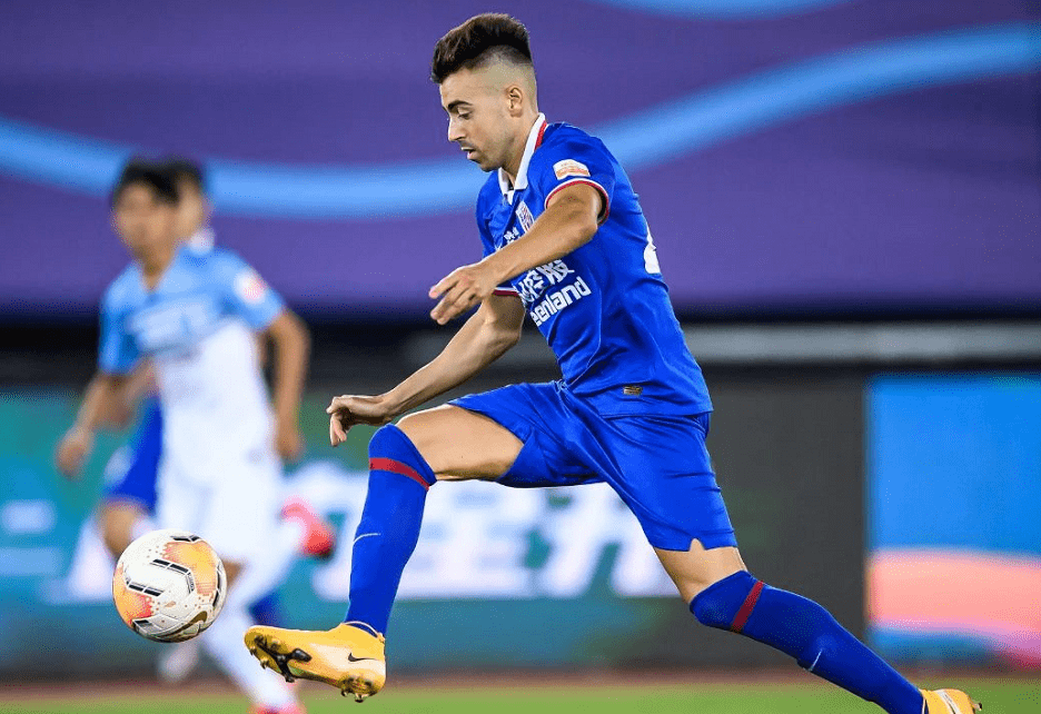 开云官方app入口-波黑队员备战喜迎新挑战，精神状态良好