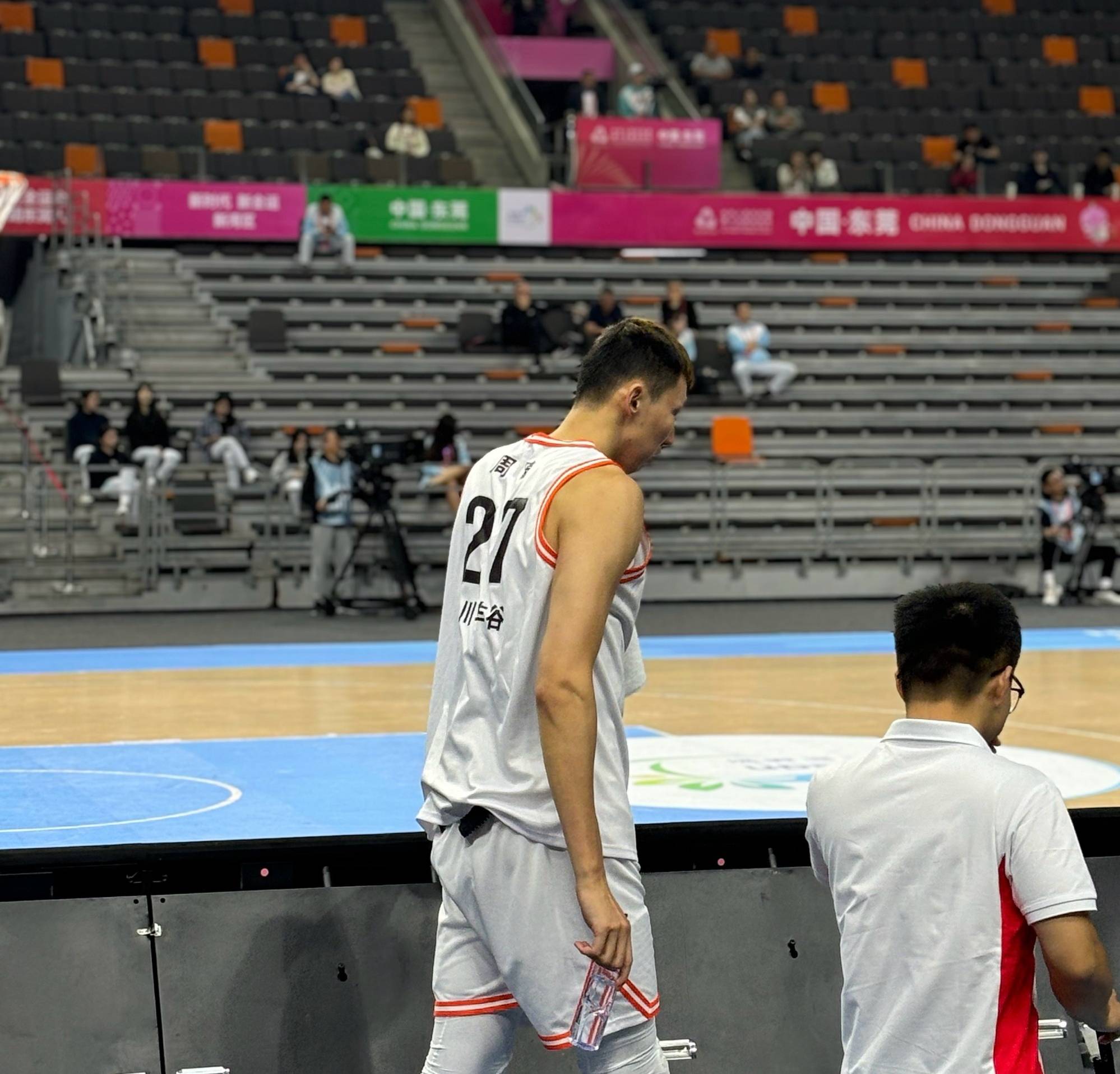 开云下载-天津队险胜步行者，周琦高光表现的简单介绍