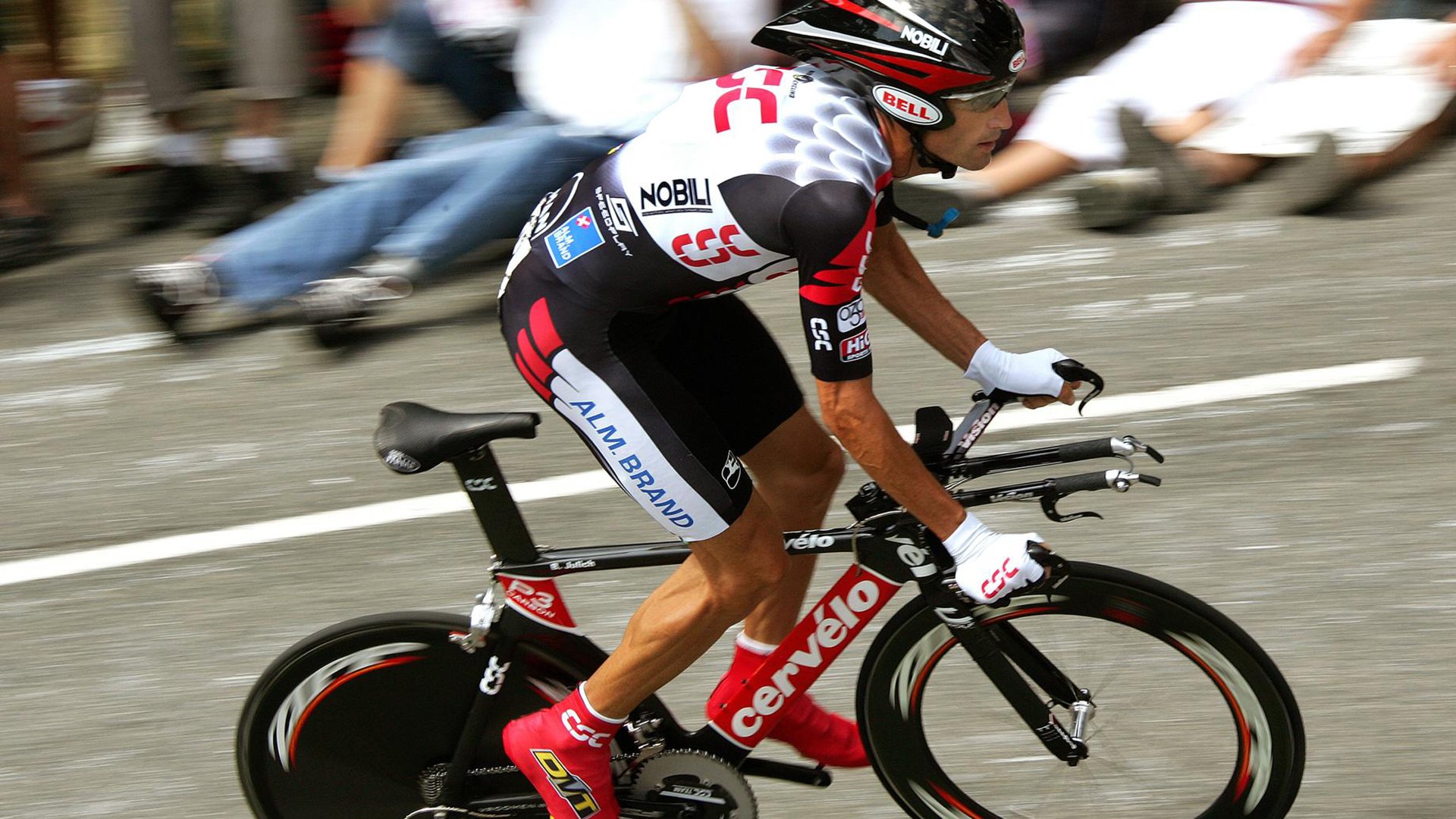 意甲焦点战之夜,范弗利特主宰比赛走向